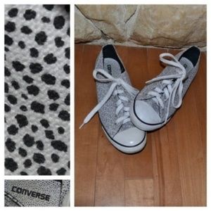 Converse Specked/Dotted Black and White Pattern